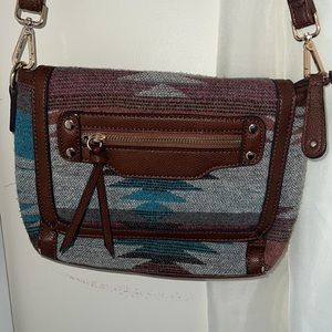 STREET LEVEL Aztec Pendleton Blanket Inspired Cross Body Bag. *USED*